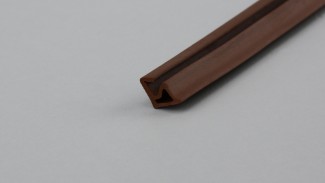 3-TPE Nyílászáró ütközőperem tömítés (Barna| Fa nyílászárókhoz) 3-TPE Nyílászáró ütközőperem tömítés (Barna| Fa nyílászárókhoz)