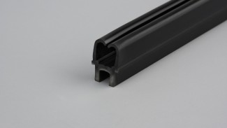 Sylt 16 Tömítés ajtó alá (Fekete) Sylt 16 Tömítés ajtó alá (Fekete)