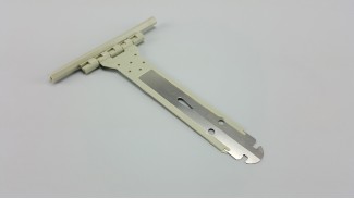 Redőny feltolásgátló (Lemez/Műanyag bevontattal)