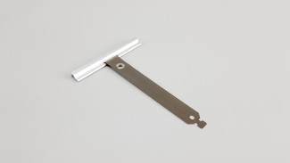 Redőny feltolásgátló (Fém) 2 Redőny feltolásgátló (Fém) 2