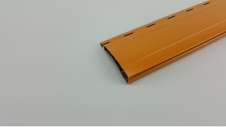 Maxi redőnyléc (Műanyag | 50 mm | Mogyoró) 